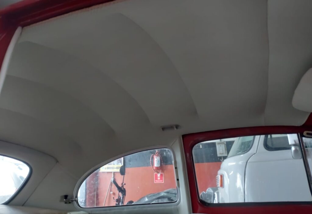teto de veículo restaurado